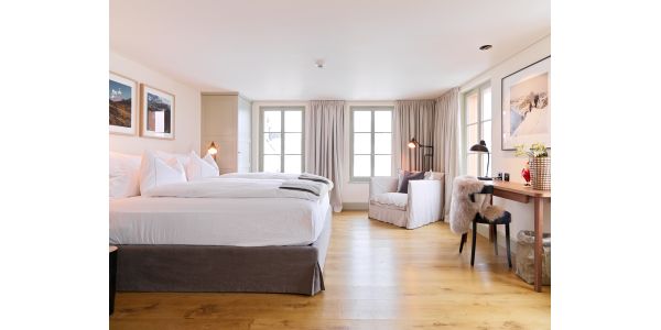 Suite 1