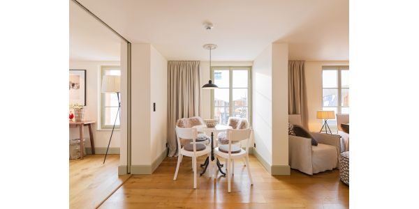 Suite 1