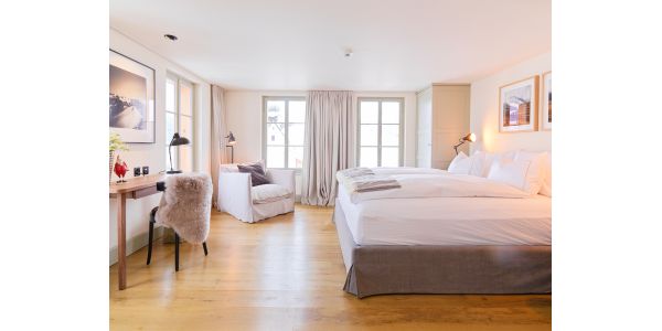 Suite 2