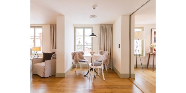 Suite 2
